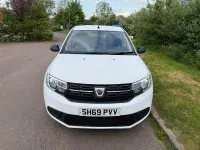 Usado Dacia Sandero Essentiel 90 HP (66 kW) 2019 Branco Citadino