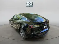 Usado Tesla Model 3 Standard Range Plus 239 kW (325 HP) 2019 Preto Sedan
