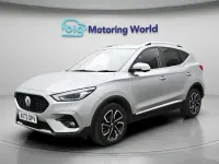 Usado MG ZS Exclusive 106 HP (77 kW) 2023 Prateado SUV