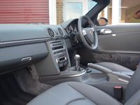 Usado Porsche Boxster 280 HP (205 kW) 2005 Cinzento Cabrios