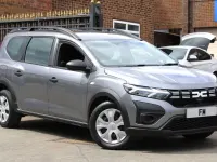 Second-hand Dacia Jogger Essentiel 110 CP (80 kW) 2024 Gri Monovolum