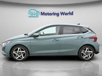 Used Hyundai i20 Premium 100 HP (73 kW) 2024 Green Hatchback