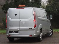 Begagnad Ford Transit Custom Limited 130 HK (95 kW) 2023 Silver Van