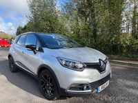Used Renault Captur Dynamique 90 HP (66 kW) 2015 Silver SUV
