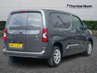 Używany Citroën Berlingo Start 100 KM (73 kW) 2023 Szary Minivan