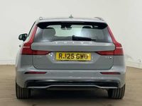 Usado Volvo V60 Plus 345 CV (253 kW) 2025 Familiar