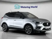 Käytetty MG ZS 2023 Hopea Katumaasturi