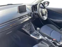 Used Mazda 2 88 HP (64 kW) 2016 White Hatchback