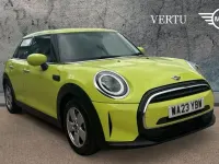 Used Mini Cooper Classic 136 HP (100 kW) 2022 Yellow Hatchback