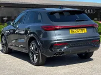 Nowe Audi Q5 Comfort 204 KM (150 kW) 2026 Szary SUV