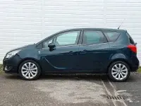 Used Vauxhall Meriva 140 HP (102 kW) 2014 Green MPV