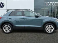 Used VW T-Roc Match 150 HP (110 kW) 2025 Blue SUV