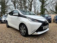 Used Toyota Aygo X-play 69 HP (50 kW) 2015 White Hatchback