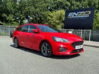 Used Ford Focus ST-Line 120 HP (88 kW) 2020 Red Estate