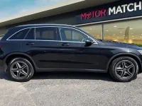 Begagnad Mercedes GLC300 AMG line 2020 Svart SUV