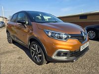 Begagnad Renault Captur Iconic 2019 Orange SUV