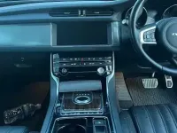 Second-hand Jaguar XF Portfolio 163 CP (119 kW) 2019 Negru Berlinǎ