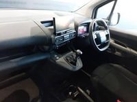 Used Vauxhall Combo 100 HP (73 kW) 2024 White Van