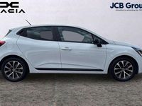 Used Renault Clio V Evolution 145 HP (106 kW) 2023 White Hatchback