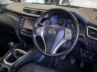 Used Nissan Qashqai N-Connecta 115 HP (84 kW) 2017 Blue SUV