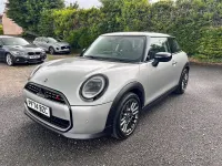 Used Mini Cooper Classic 204 HP (150 kW) 2024 Silver Hatchback