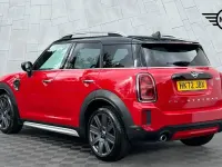 Usado Mini Cooper Countryman Exclusive 134 HP (98 kW) 2022 Vermelho SUV