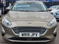 Używany Ford Focus Zetec 125 KM (91 kW) 2019 Srebrny Hatchback