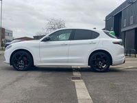 Used Alfa Romeo Stelvio 280 HP (205 kW) 2025 White/black SUV