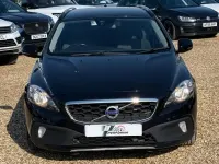 Used Volvo V40 SE 2015 Blue Hatchback