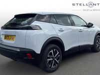 Begagnad Peugeot 2008 Active 100 HK (73 kW) 2023 Vit SUV