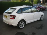 Used Skoda Rapid SE 95 HP (69 kW) 2017 White Hatchback