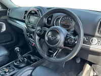 Usado Mini Cooper Exclusive 136 CV (100 kW) 2019 Blanco Utilitario