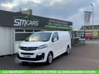 Używany Vauxhall Vivaro Sportive 2021 Biały Minivan