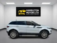 Used Land Rover Range Rover evoque SE 2016 White Estate