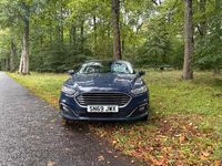 Used Ford Mondeo Zetec 2019 Blue Hatchback