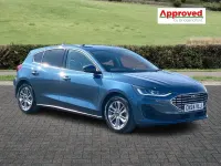 Gebraucht Ford Focus Titanium 125 PS (91 kW) 2024 Blau Kleinwagen