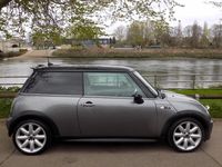 Begagnad Mini Cooper S 2006 Grå Halvkombi