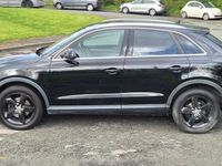Używany Audi Q3 2012 Czarny SUV