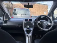 Usado Toyota Auris 2010 Azul Citadino