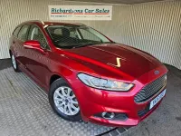 Used Ford Mondeo Zetec 160 HP (117 kW) 2015 Red Estate