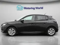 Używany Peugeot e-208 Allure+ 100 kW (136 KM) 2022 Hatchback