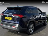 Usado Toyota RAV4 Design 218 HP (160 kW) 2025 SUV