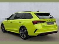 Used Skoda Octavia vRS 265 HP (194 kW) 2025 Green Estate