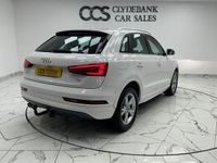 Begagnad Audi Q3 Design 150 HK (110 kW) 2016 Vit SUV