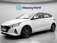 Used Hyundai i20 SE 99 HP (72 kW) 2023 White Hatchback