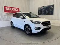 Używany Ford Kuga ST-Line 150 KM (110 kW) 2017 Biały SUV