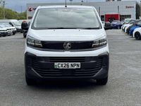 Nouă Vauxhall Vivaro 143 CP (105 kW) 2026 Alb Monovolum