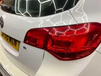 Used Vauxhall Astra Design Edition 116 HP (85 kW) 2015 White Estate