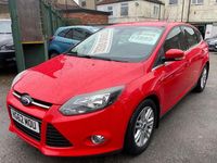 Używany Ford Focus Titanium 115 KM (84 kW) 2012 Czerwony Hatchback