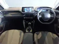 Used Peugeot 2008 Allure Premium 131 HP (96 kW) 2021 White SUV